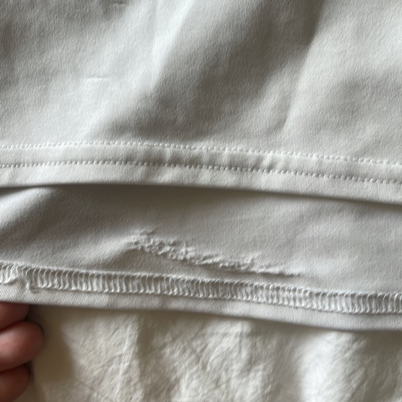 White under armour tank top - Picture 5 of 6